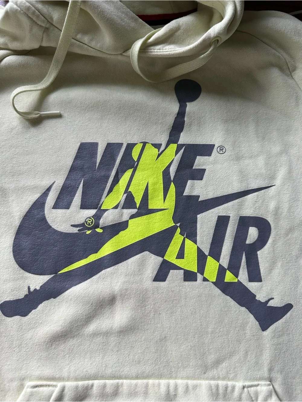 Jordan Men’s Size M Light Yellow Jump Man Pullover Hoodie with Navy Logos